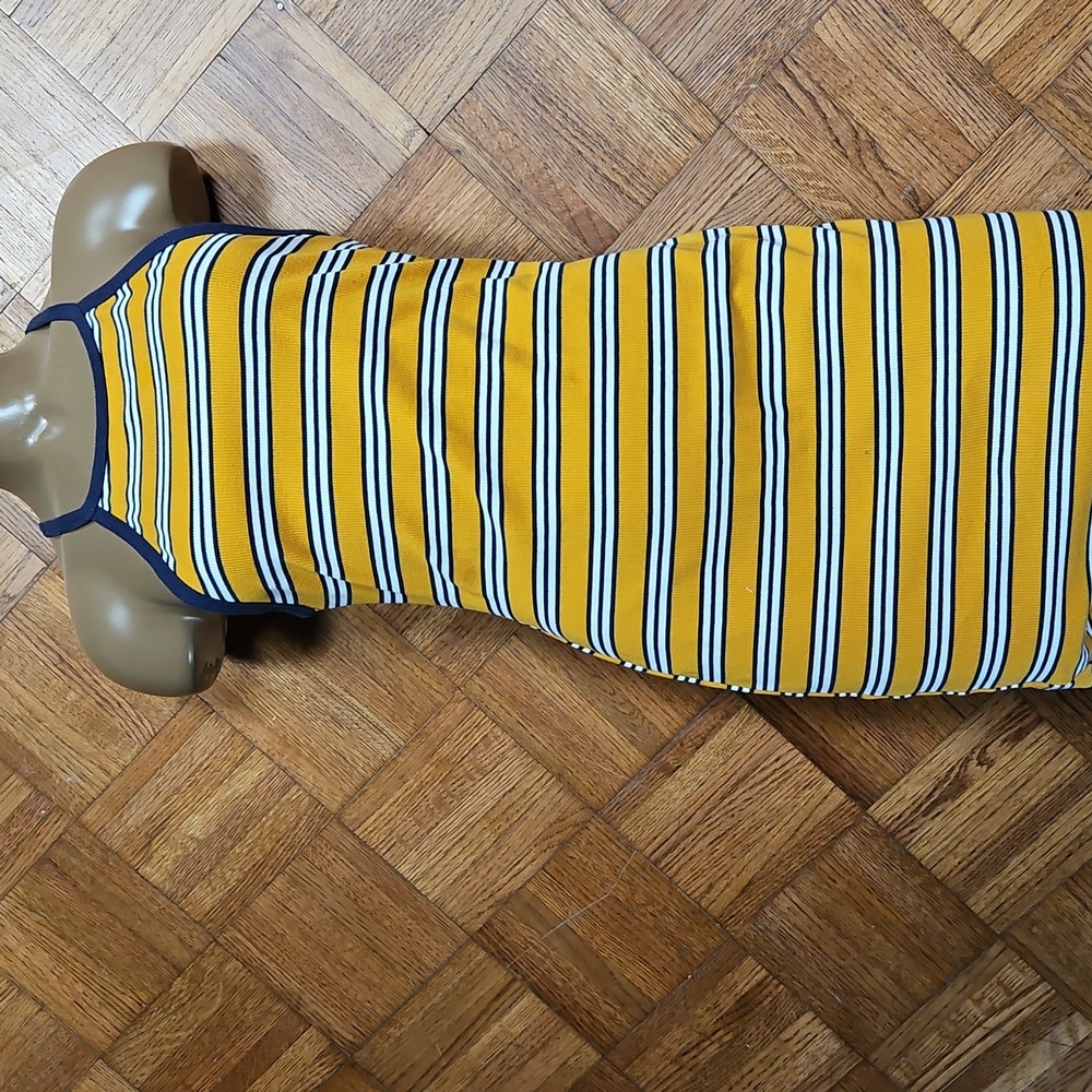 HEART & HIPS DRESS